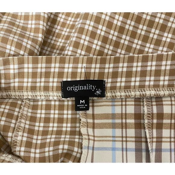 Plaid Skirt and Solid Top Bundle Neutral Colors Size Junior  M-L - Picture 3 of 10